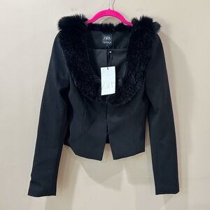 Zara Black Faux Fur Collar Jacket